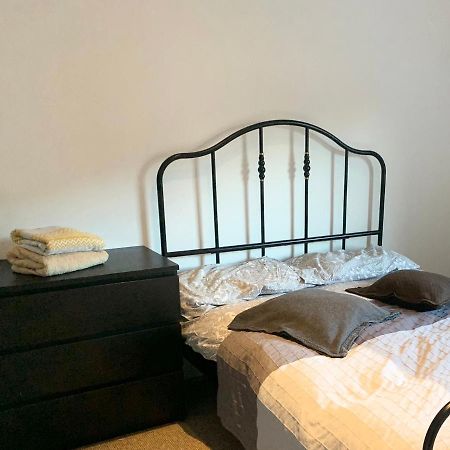 Beautiful Home, 3 Bedroom House Near Alton Towers, Wedgwood Museum, Universities Newcastle-under-Lyme Exteriér fotografie