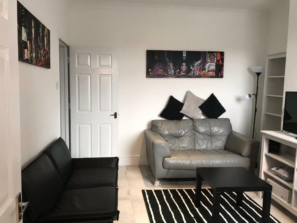 Beautiful Home, 3 Bedroom House Near Alton Towers, Wedgwood Museum, Universities Newcastle-under-Lyme Exteriér fotografie